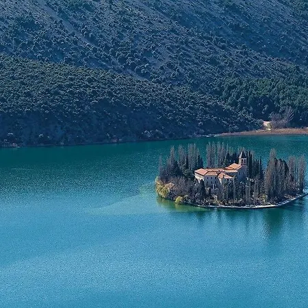 Ivana * Brodarica (Sibenik-Knin)