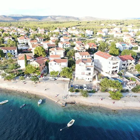 Ivana * Brodarica (Sibenik-Knin)