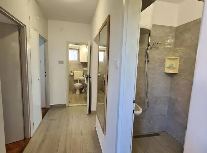 Ivana * Brodarica (Sibenik-Knin)