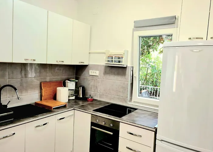 Ivana * Brodarica (Sibenik-Knin)